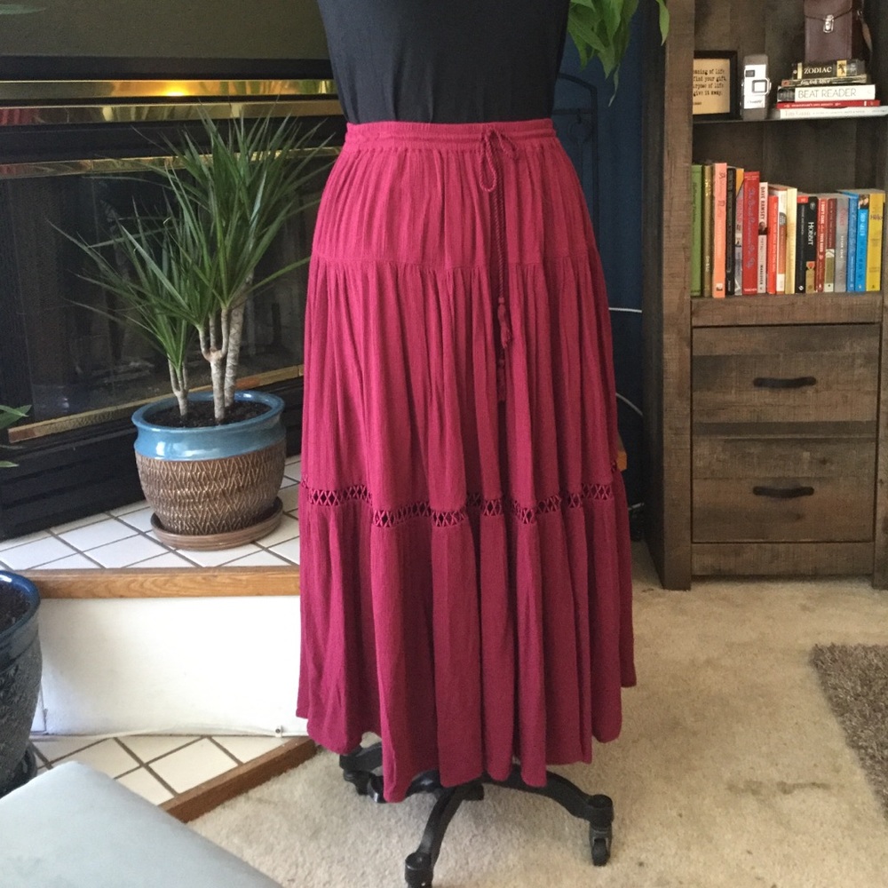GAP Maroon Red Peasant Maxi Skirt Cutout Boho L